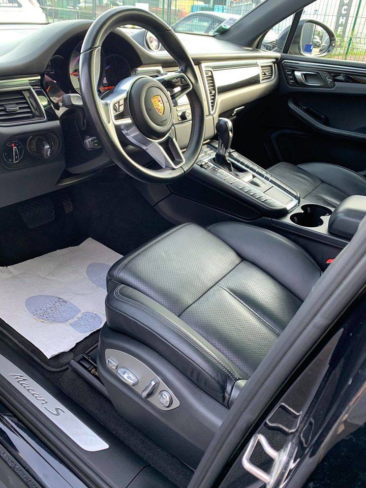 Cuir interieur de voiture : renovation et entretien pour cette BMW Série 3  323CI E46 - Nettoyage automobile de luxe Bordeaux - Comptoir automobile du  Reflet